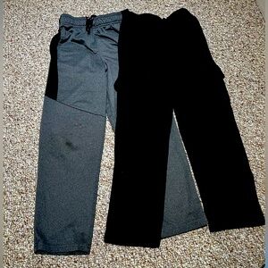 2 sweatpants. Size 6. Jumping Beans